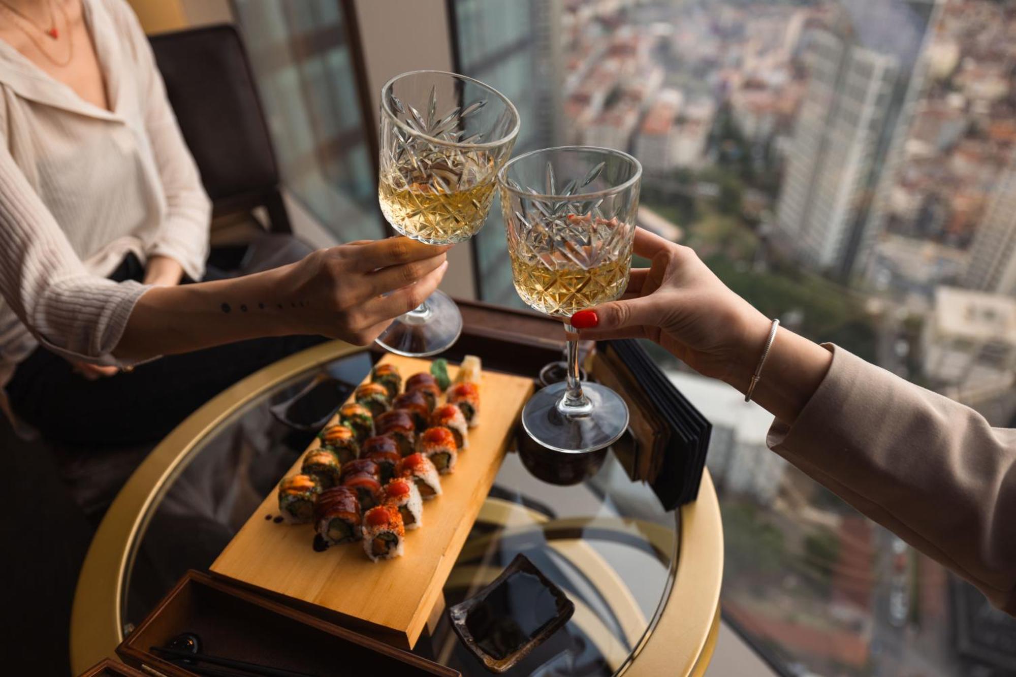 Hilton Istanbul Bomonti Ξενοδοχείο Εξωτερικό φωτογραφία Sushi